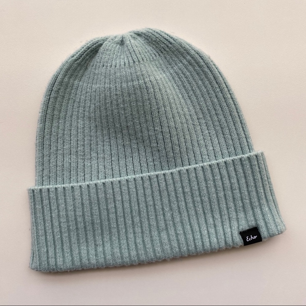 ECHO SEAFOAM GREEN BEANIE